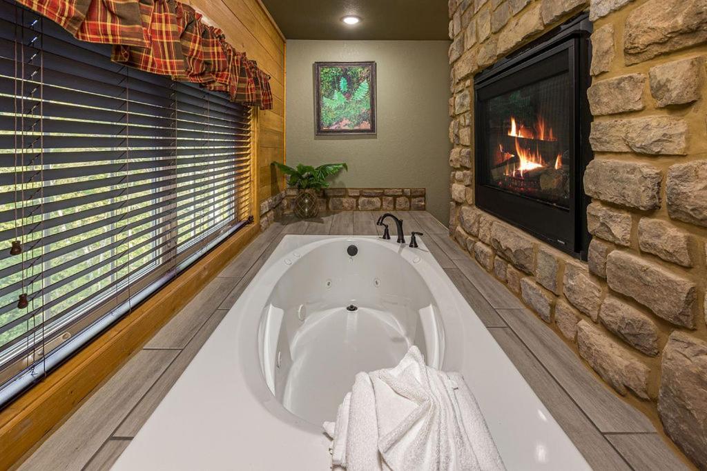 Villa Starry Starry Night By Eden Crest Gatlinburg Esterno foto
